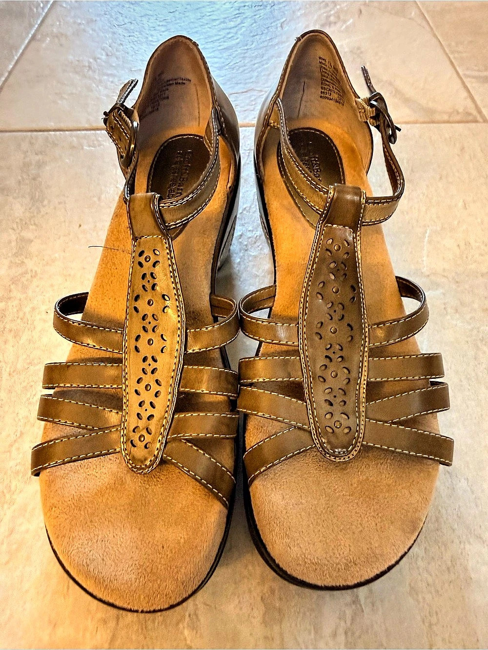 Natural Soul by Naturalizer Brown Strappy Wedge Sandals